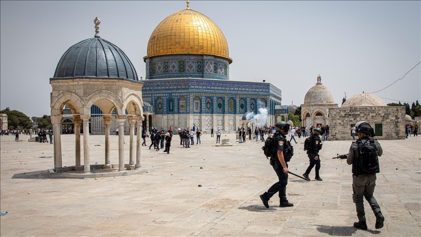القدس.. مستوطنون يقتحمون مجددا "الأقصى" تحت حراسة أمن الاحتلال